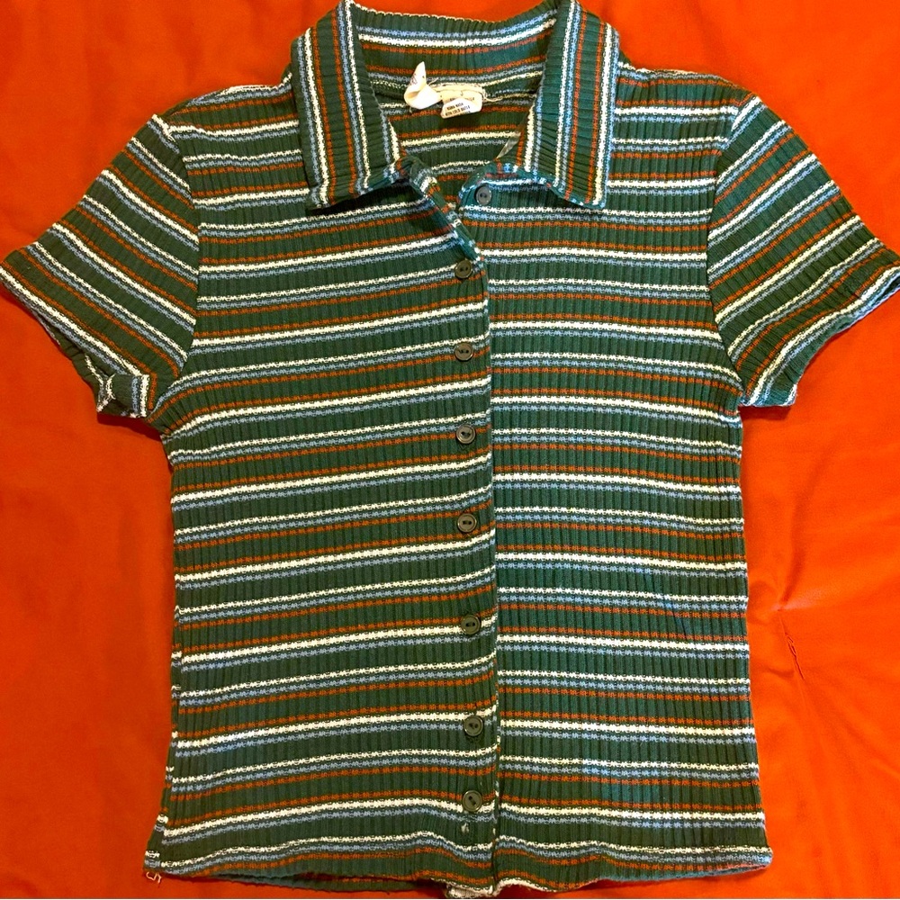 Green small Sky and Sparrow button up shirt